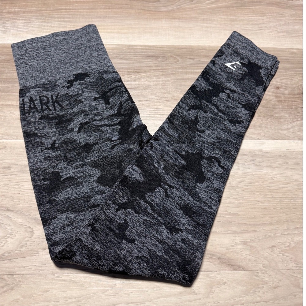 Gymshark‎ Adapt Camo Seamless Leggings Womens Small Black Grey Camo Yoga Gym